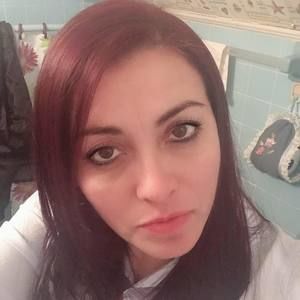 Meet your Posher, Aida